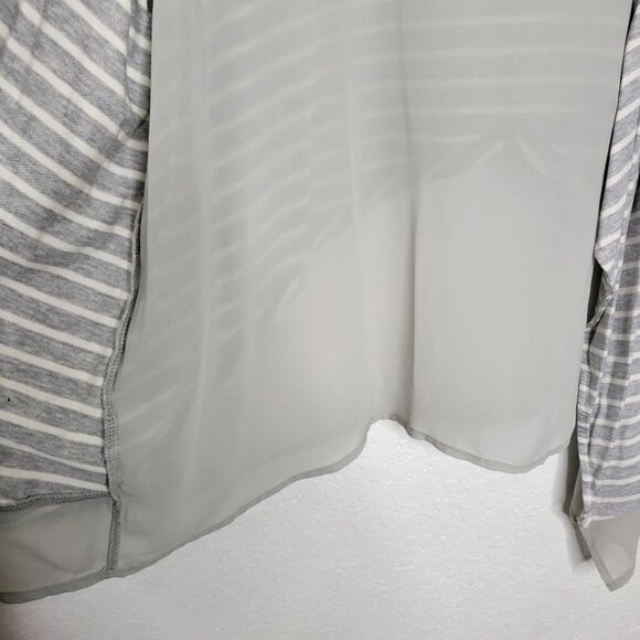 Lane Bryant Size 18/20 Gray & White Striped Open Chiffon-Trim Draped Cardigan - Picture 5 of 6